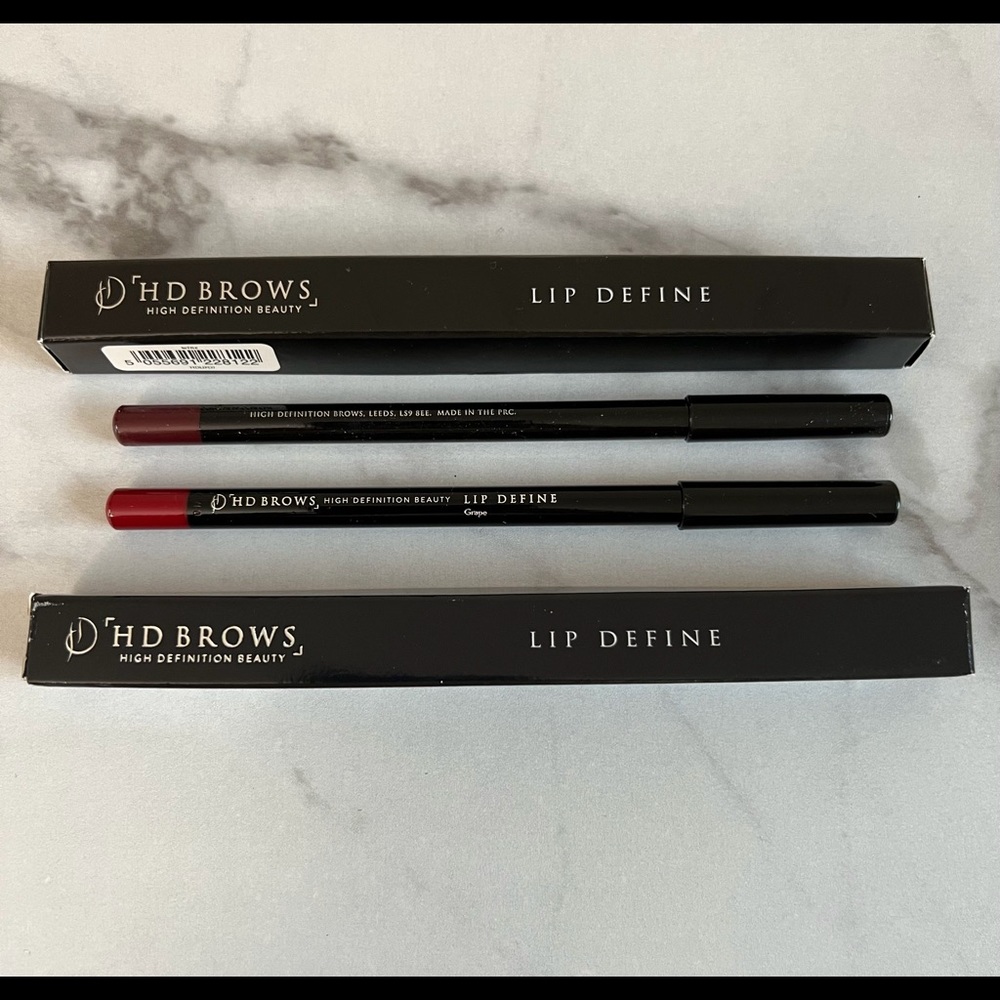 High definition lip liners two colors